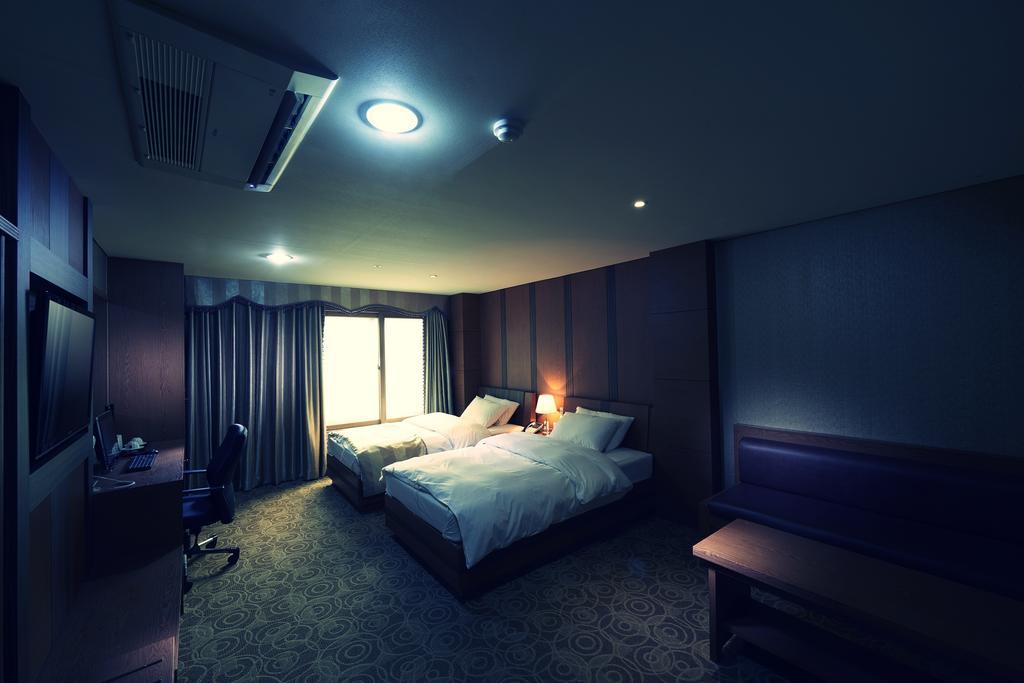 Benikea Premier Hotel Siheung Extérieur photo