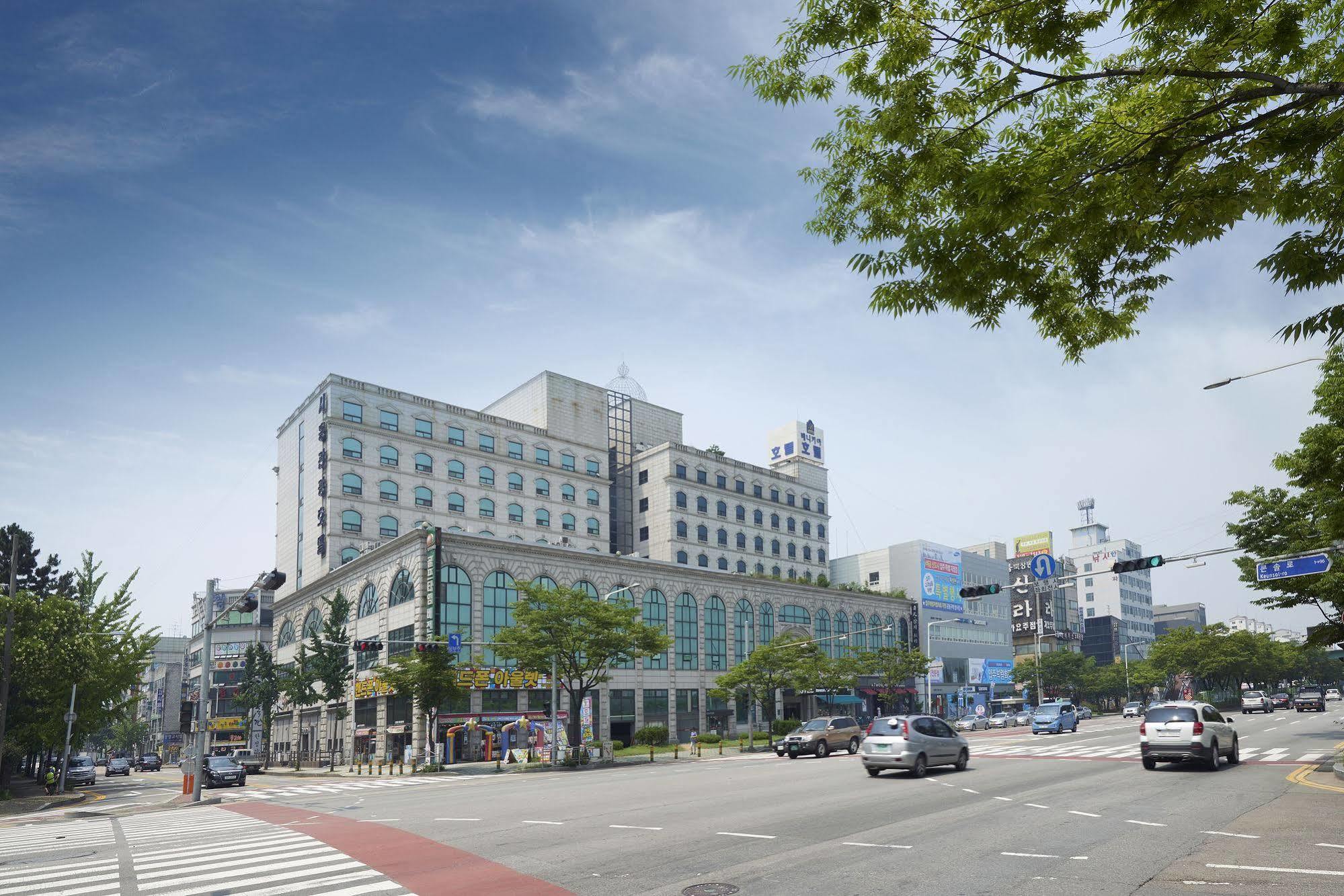 Benikea Premier Hotel Siheung Extérieur photo
