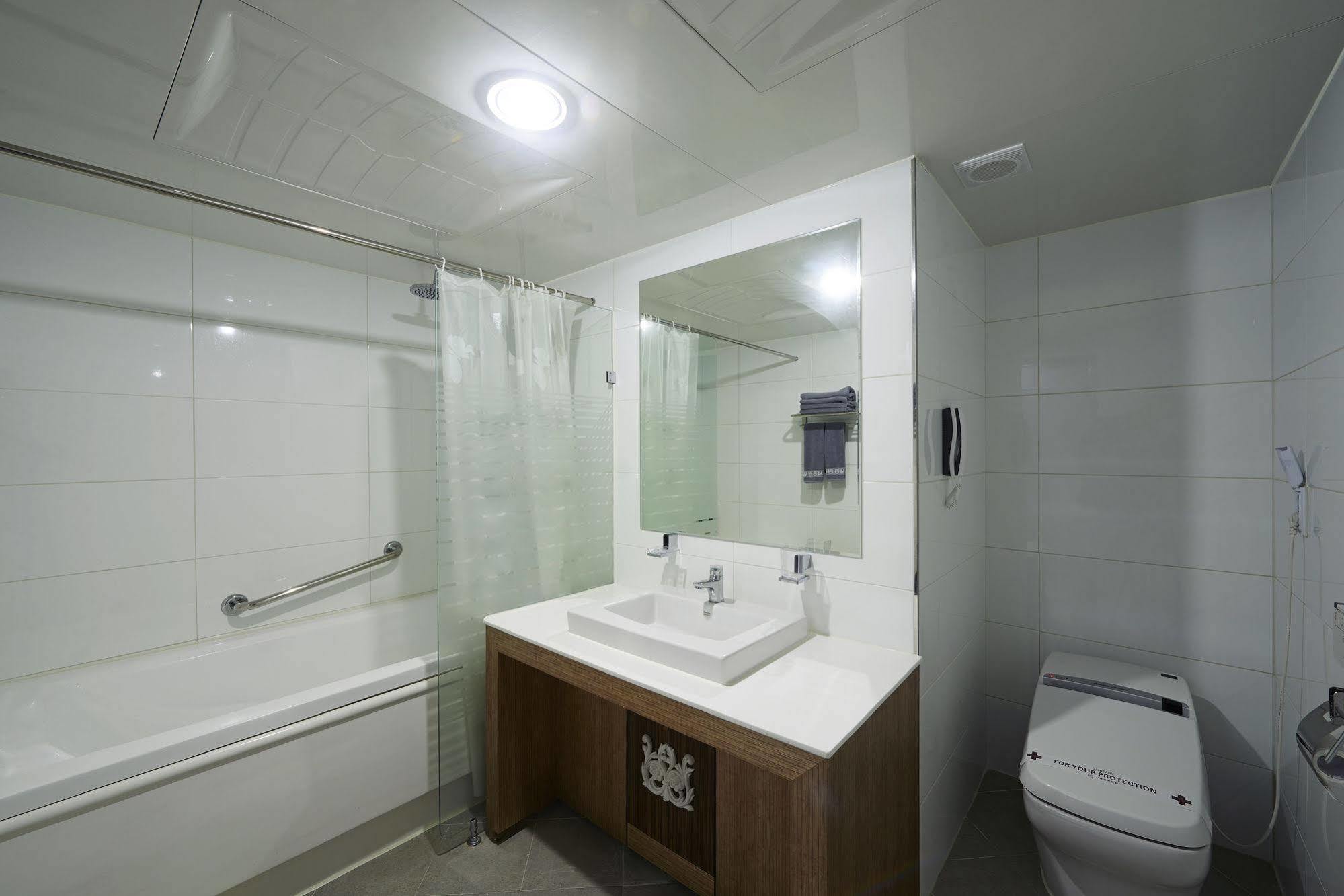 Benikea Premier Hotel Siheung Extérieur photo